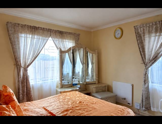 3 BEDROOM HOUSE FOR SALE IN EVATON CENTRAL